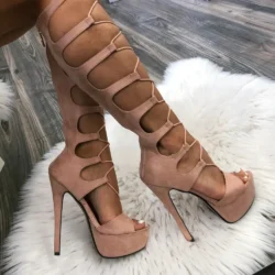 Desert Muse - magas szárú, platformos szandál