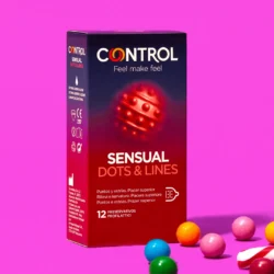 Control - bordázott, pontozott óvszer (12 db)