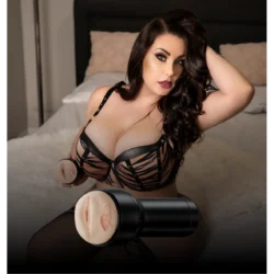 Kiiroo Romi Chase - műpunci maszturbátor