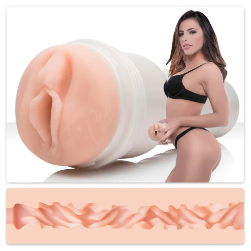 fleshlight-adriana-chechik-empress-vagina-natur-1.webp